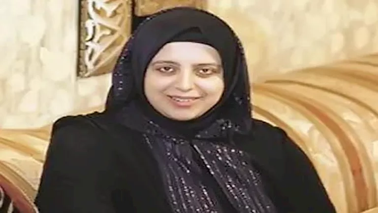 عبير الشرقاوي تهاجم أحد الأشخاص لهذا السبب