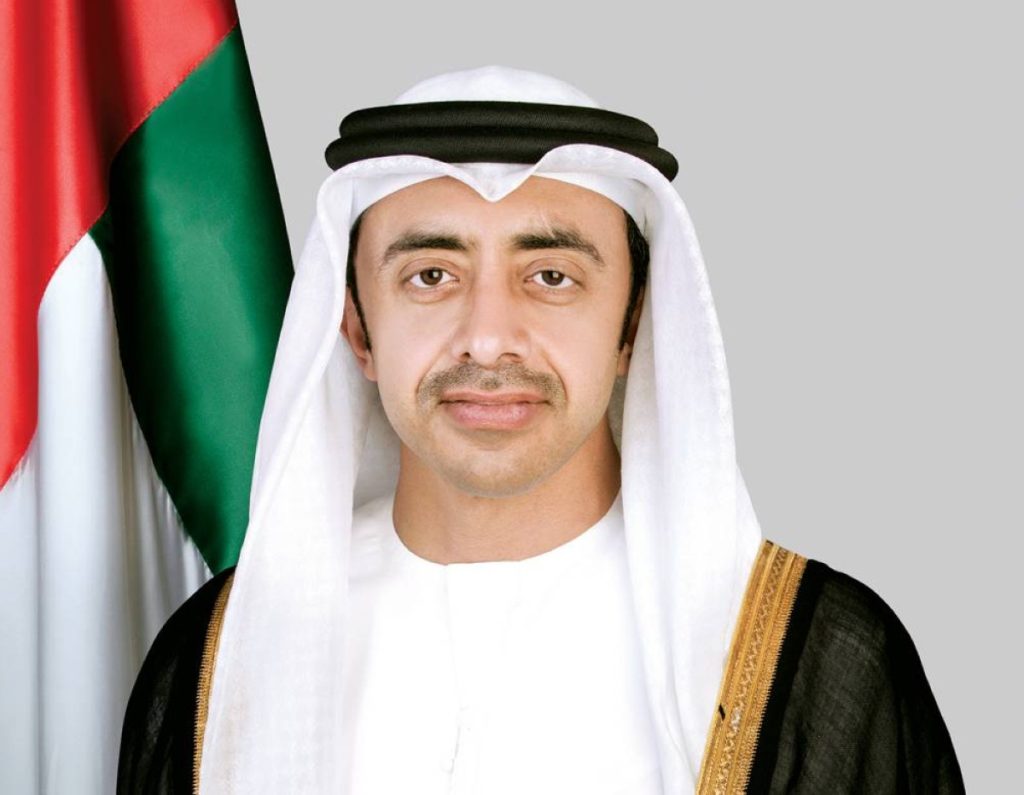 عبدالله بن زايد يتلقى اتصالاً هاتفياً من وزير الخارجية الأمريكي