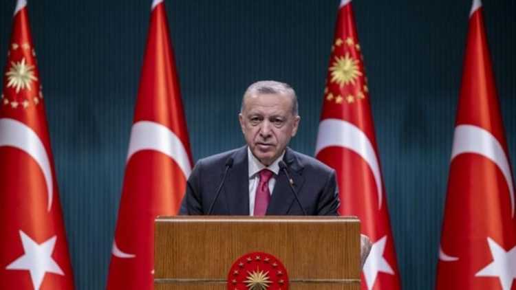 أردوغان يعلن فوزه بولاية رئاسية جديدة في تركيا