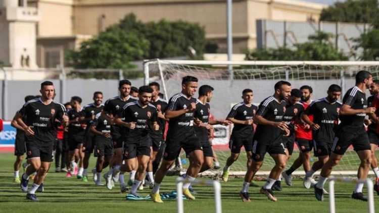 مران الأهلي.. تدريبات بدنية لرباعي حراس المرمى.. وكولر يعقد محاضرة فنية للاعبين