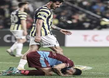 طرابزون يدين بصق لاعب فنربخشة على تريزيجيه أثناء السجود