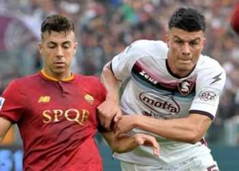 روما يتعادل مع ضيفه ساليرنيتانا في الدوري الإيطالي