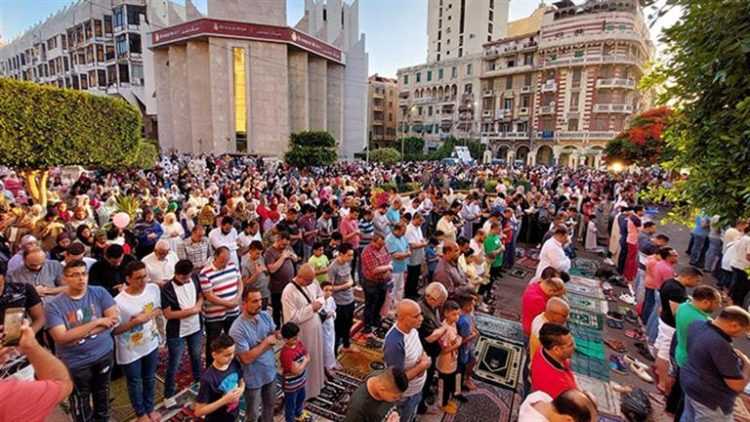 عدد أيام إجازة عيد الأضحى للموظفين في القطاعين الحكومي والخاص