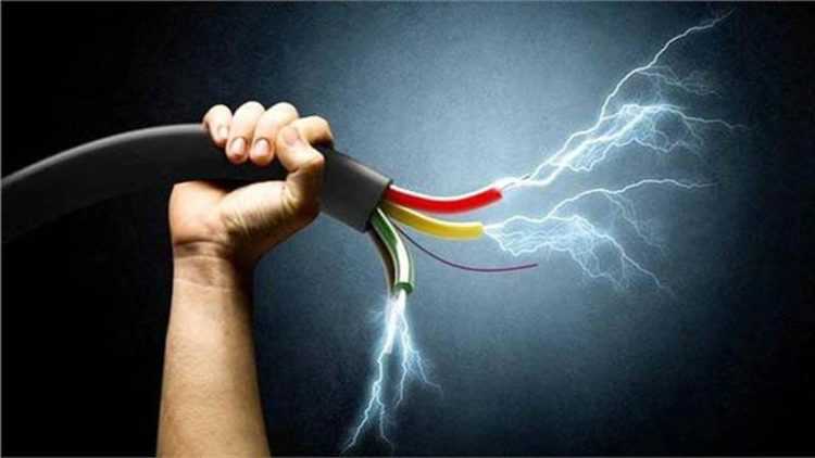 خطأ كلفها حياتها.. سر العثور على جثة فتاة داخل منزلها بمنشأة القناطر