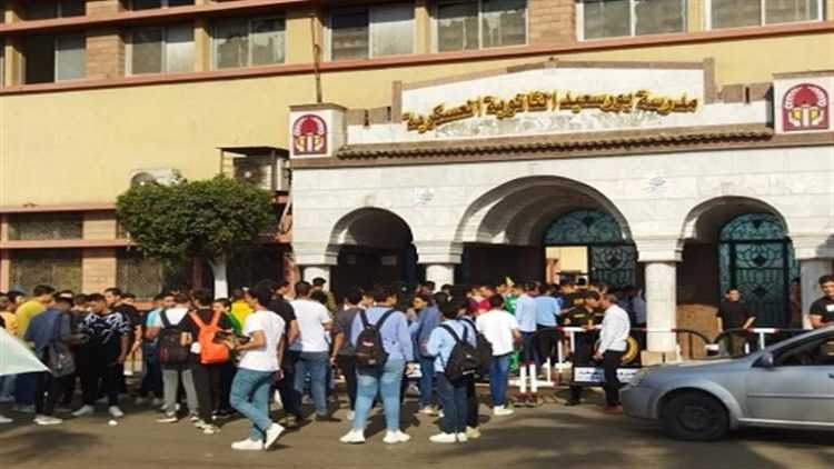 هدوء وارتياح.. 5726 طالب يتوافدون على لجان امتحانات الثانوية العامة في بورسعيد – فيديو وصور