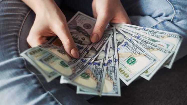 في 4 أشهر فقط.. فتاة تنفق أموال عائلتها بالكامل على شئ غير متوقع