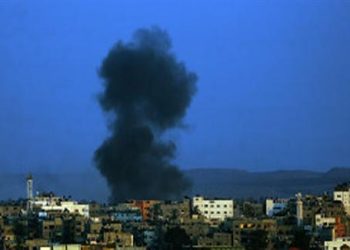 “القاهرة الإخبارية”: استشهاد صحفية رفقة أسرتها بقصف إسرائيلي في مدينة غزة