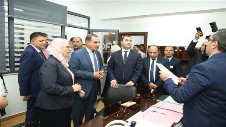 صور.. محافظ كفر الشيخ يفتتح فرع الهيئة العامة للتنمية الصناعية