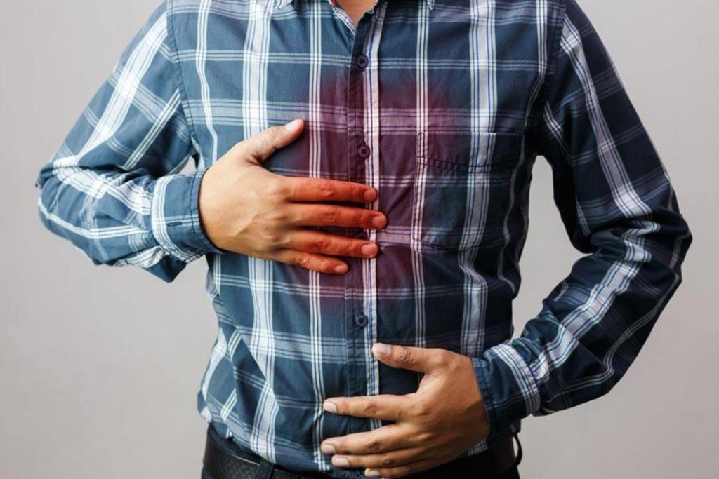 4 نصائح فعالة للوقاية من حرقة المعدة