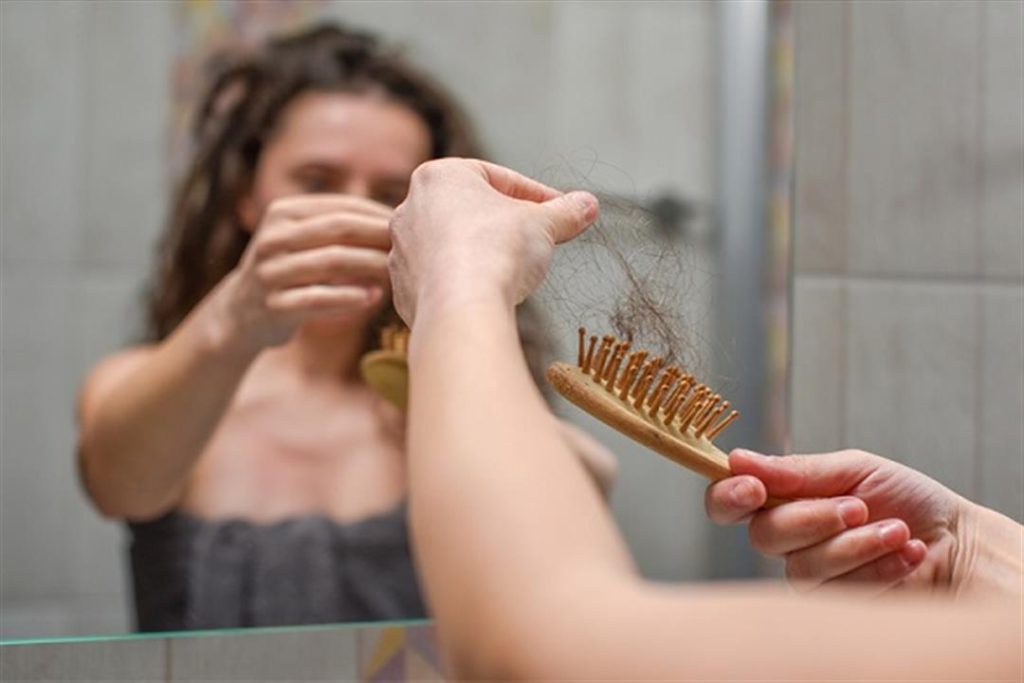 منها القرح وتساقط الشعر.. طبيبة توضح أهمية الزنك للجسم وأعراض نقصه