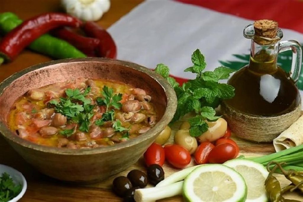 هذا ما يحدث لمستويات السكر بالدم عند تناول الفول.. مفأجاة