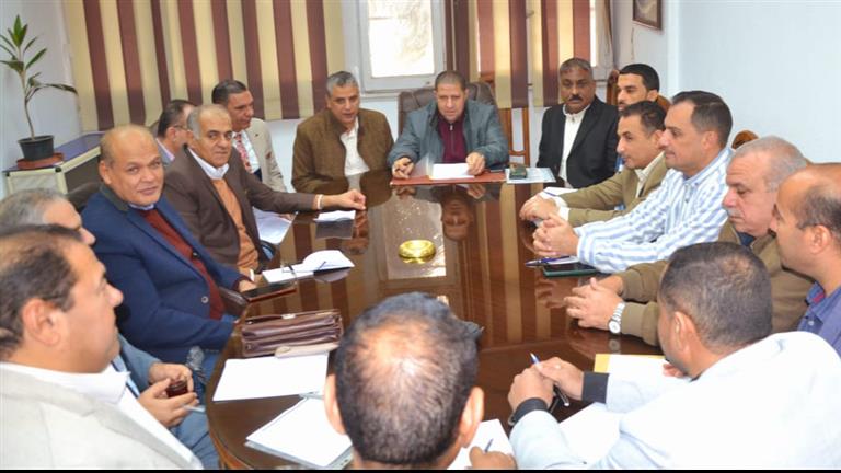 5 إجراءات لضبط الأسواق والتصدي للارتفاع غير المبرر فى أسعار السلع الاستراتيجية بالبحيرة