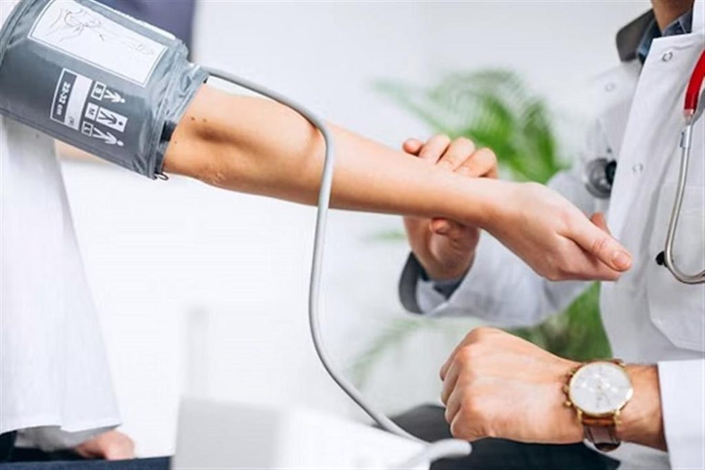 لمرضى الضغط المرتفع عادات صباحية تخفضه.. احرص عليها