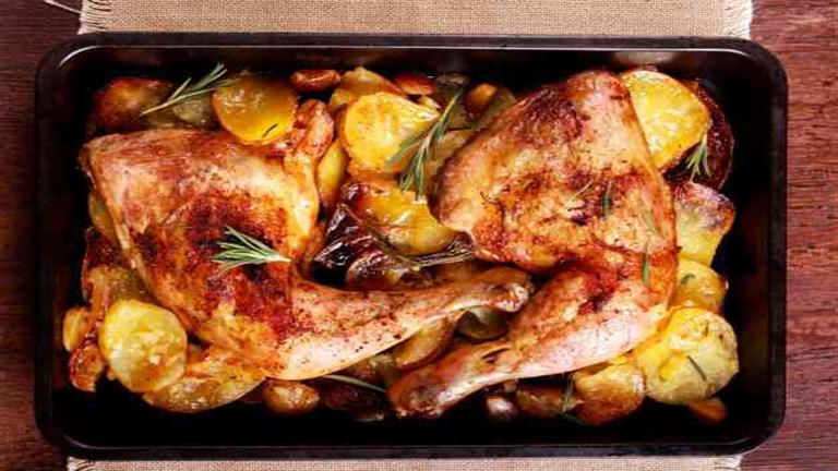 بـ100 جنيه فقط.. طريقة تجهيز وجبة غداء بالفراخ لأسرة من 4 افراد