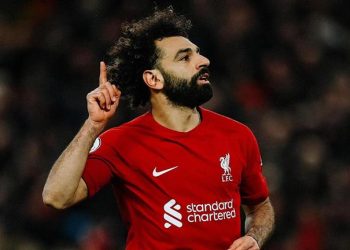 صلاح يترشح لجائزة أفضل لاعب في الأسبوع بالدوري الأوروبي