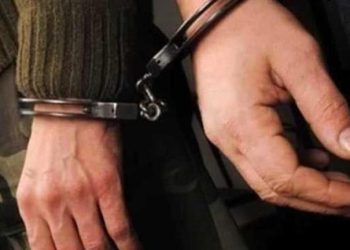 “هنسفركم للخارج”.. القبض على عصابة نصب بتهمة غسل 30 مليون جنيه