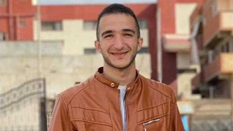 غسّلته بإيدي.. عم الطالب ضحية السيارة الطائشة ببورسعيد يكشف اللحظات الأخيرة في حياته – فيديو