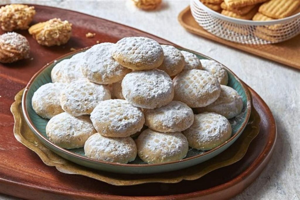 لمرضى السكر.. كيف تتناول كحك العيد بأمان؟ (فيديو)