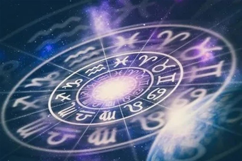 ” بيخلصوا فلوسهم في لمح البصر” خبير يحذر مواليد هذه الأبراج من انتكاسات مادية
