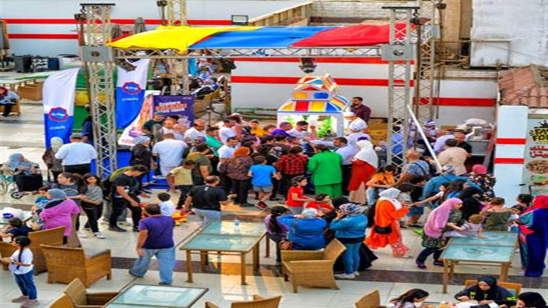 “عربية كشري” داخل نادي الزمالك تثير الجدل.. وأول تعليق من “أبو طارق”