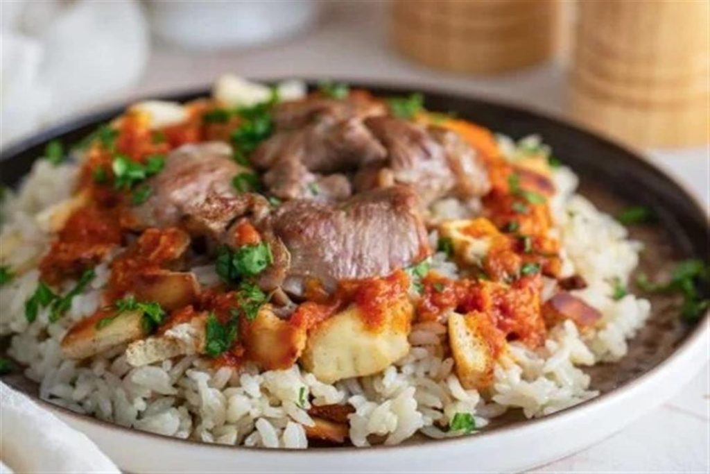 أكلة العيد الكبير.. هذا ما تفعله الفتة بمستويات الكوليسترول في جسمك