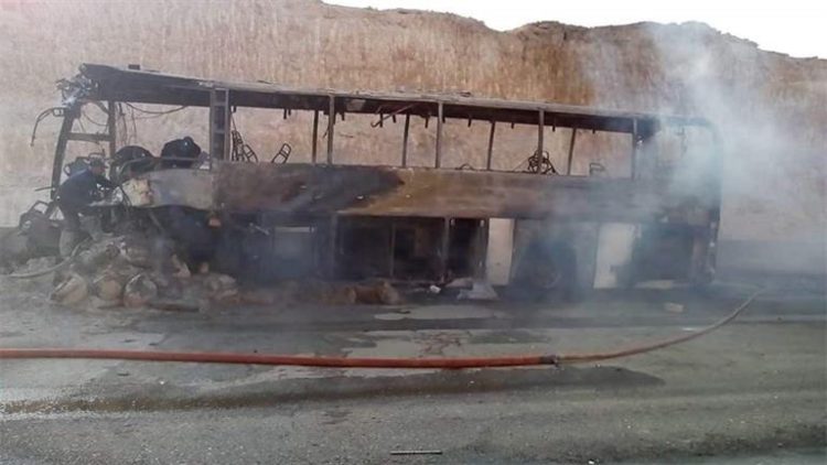 محافظ المنيا يوجه بتقديم الرعاية الصحية والاجتماعية لمصابي حادث الصحراوي