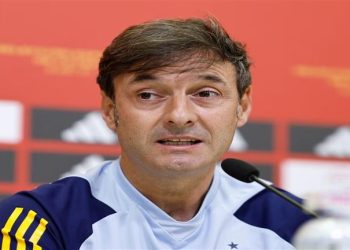 مدرب إسبانيا يتحدث عن إهدار منتخب مصر الأولمبي للوقت