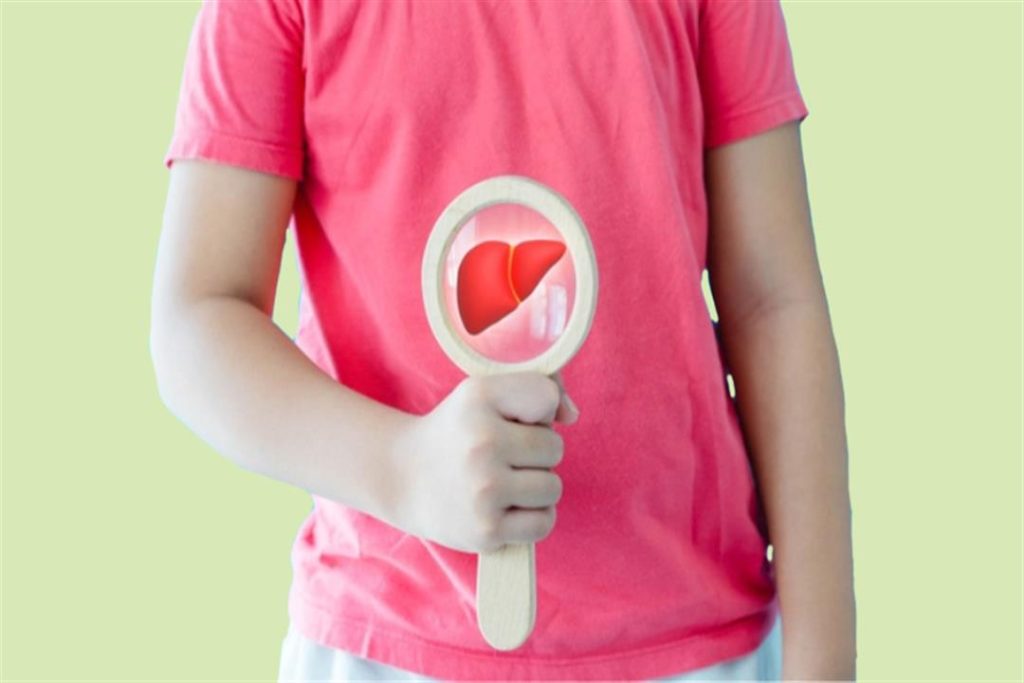 8 أعراض تحذيرية لحصوات الكبد.. احذر تجاهلها