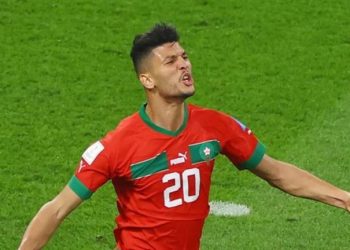 الوداد ينافس الأهلي على صفقة أشرف داري.. وهذه رغبة اللاعب
