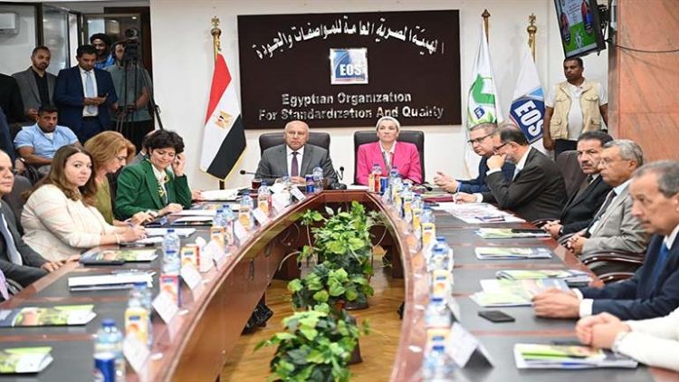 كامل الوزير يشهد فعاليات احتفال هيئة المواصفات والجودة بإصدار أول تقرير لبصمتها الكربونية