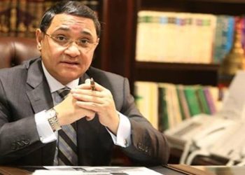 عبد الرحيم علي يعلن وفاة والدته وتشييع الجنازة من مسجد السيدة نفيسة