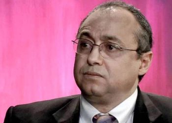 لماذا تعيد سويسرا التحقيق في اغتيال علاء الدين نظمي؟.. باحث سياسي يكشف السر