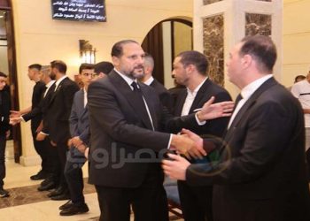 بالصور.. أبو العينين والعرجاني وعمرو أديب في عزاء ابنة وحفيدة شقيق أشرف شيحة