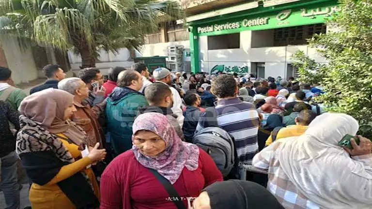 حجز شقق الإسكان الاجتماعي.. رحلة ميدانية لشراء كراسة الشروط من البريد وشرح طريقة التقديم