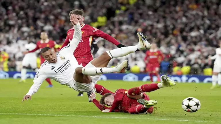 “غائب منذ 15 عاما”.. ليفربول يحقق رقما تاريخيا بالفوز على ريال مدريد