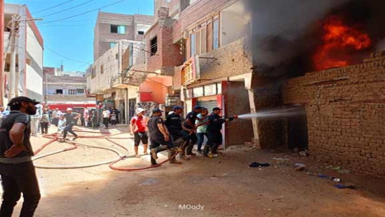 مصرع سيدة وإصابة 4 آخرين في حريق منزل بكفر الشيخ