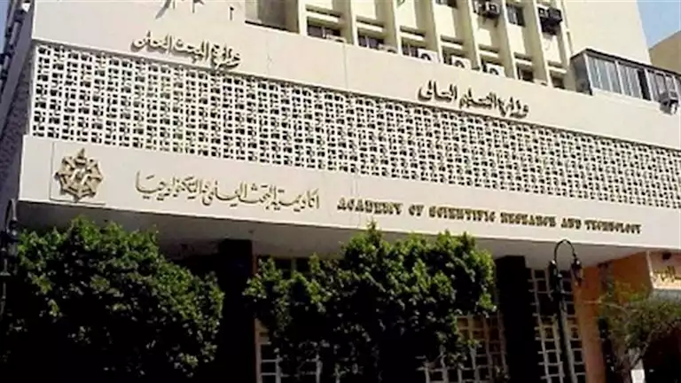 أكاديمية البحث العلمي: إنتاج 10 نماذج أولية من السيارة الكهربائية “منخفضة السرعة”