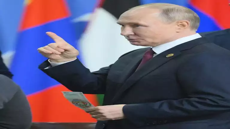 بزشكيان وبوتين يبحثان هاتفيا مستجدات الأوضاع في سوريا