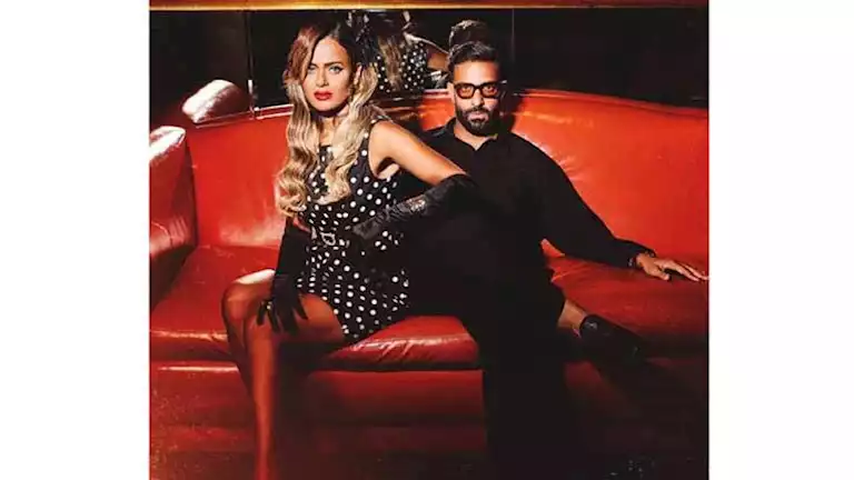 20 صورة لميدو مع زوجته