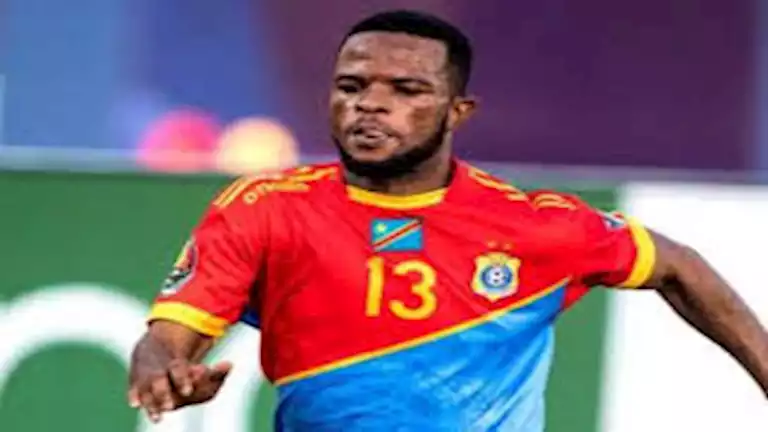 لاعبو يانج بويز يتضامنون مع مع صفقة الأهلي الضائعة بعد وفاة نجله