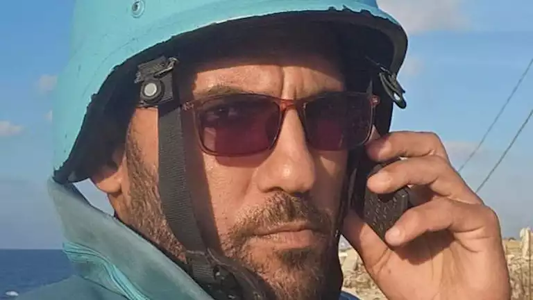 استشهاد مصور الجزيرة و5 من الدفاع المدني بقصف إسرائيلي على غزة