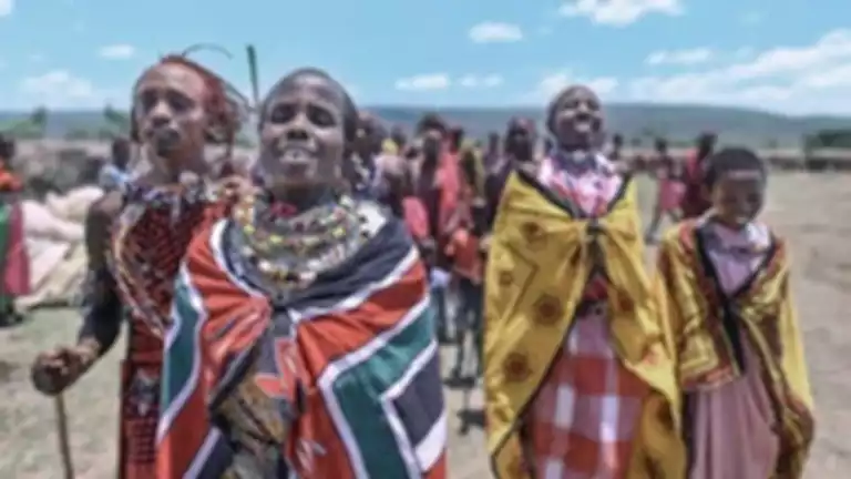 أغرب من الخيال.. قبيلة تبصق على العروس في ليلة الزفاف – ما القصة؟