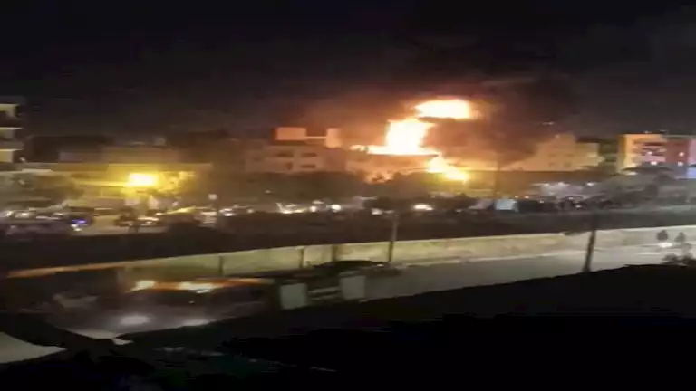 توجيهات عاجلة.. أول تحرك لمحافظ أسوان بعد حريق عمارتين بمنطقة السيل الريفى -صور