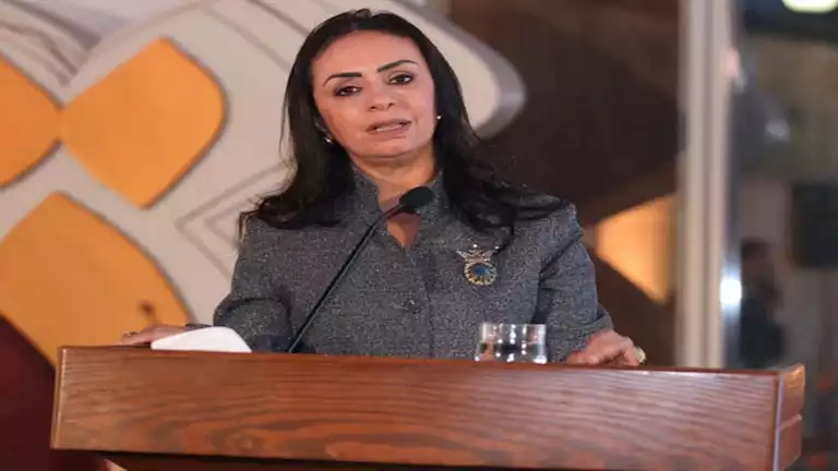 “القومى للمرأة” يكرم وزيرة التضامن الاجتماعى لدورها الرائد والأعضاء السابقين