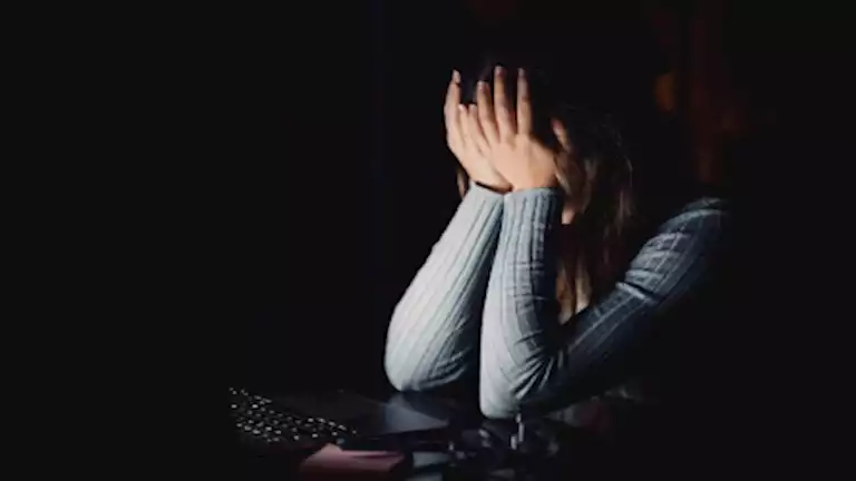 ابتزها بصور عارية على واتساب.. الجنايات تقتص لـ”فتاة العياط” بواقعة الفيديوهات المُخلة