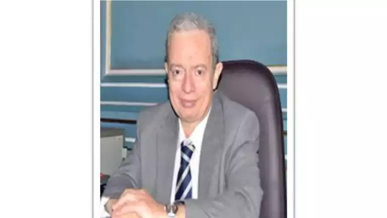 أبرز المعلومات عن الدكتور حسين محمد أحمد عيسى عضو اللجنة الإستشارية