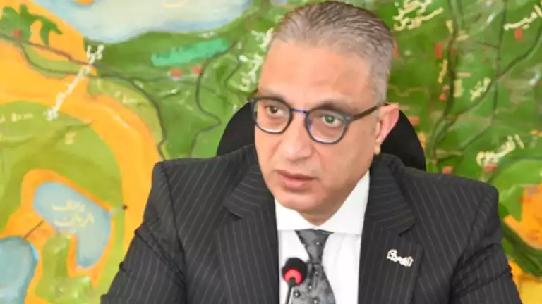 الموجة 25 لإزالة التعديات.. محافظ الفيوم يوجه بالجدية فى استرداد كافة أراضي الدولة