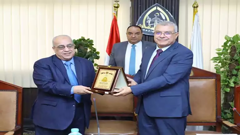 صرف حافز إثابة لجميع العاملين بجامعة الزقازيق