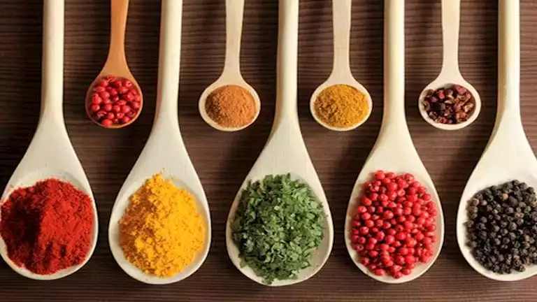 أكثر من مجرد نكهة.. 5 توابل “خارقة” تحمي من السرطان