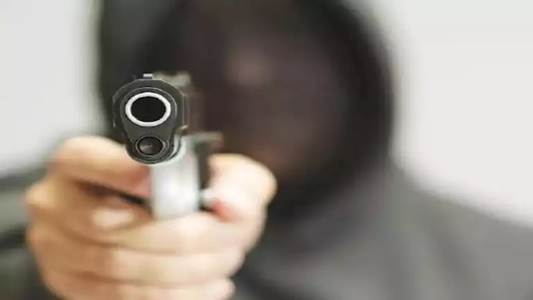 رصاصة في الصدر.. كيف انتهت مشاجرة 15 مايو بجريمة قتل مأساوية؟